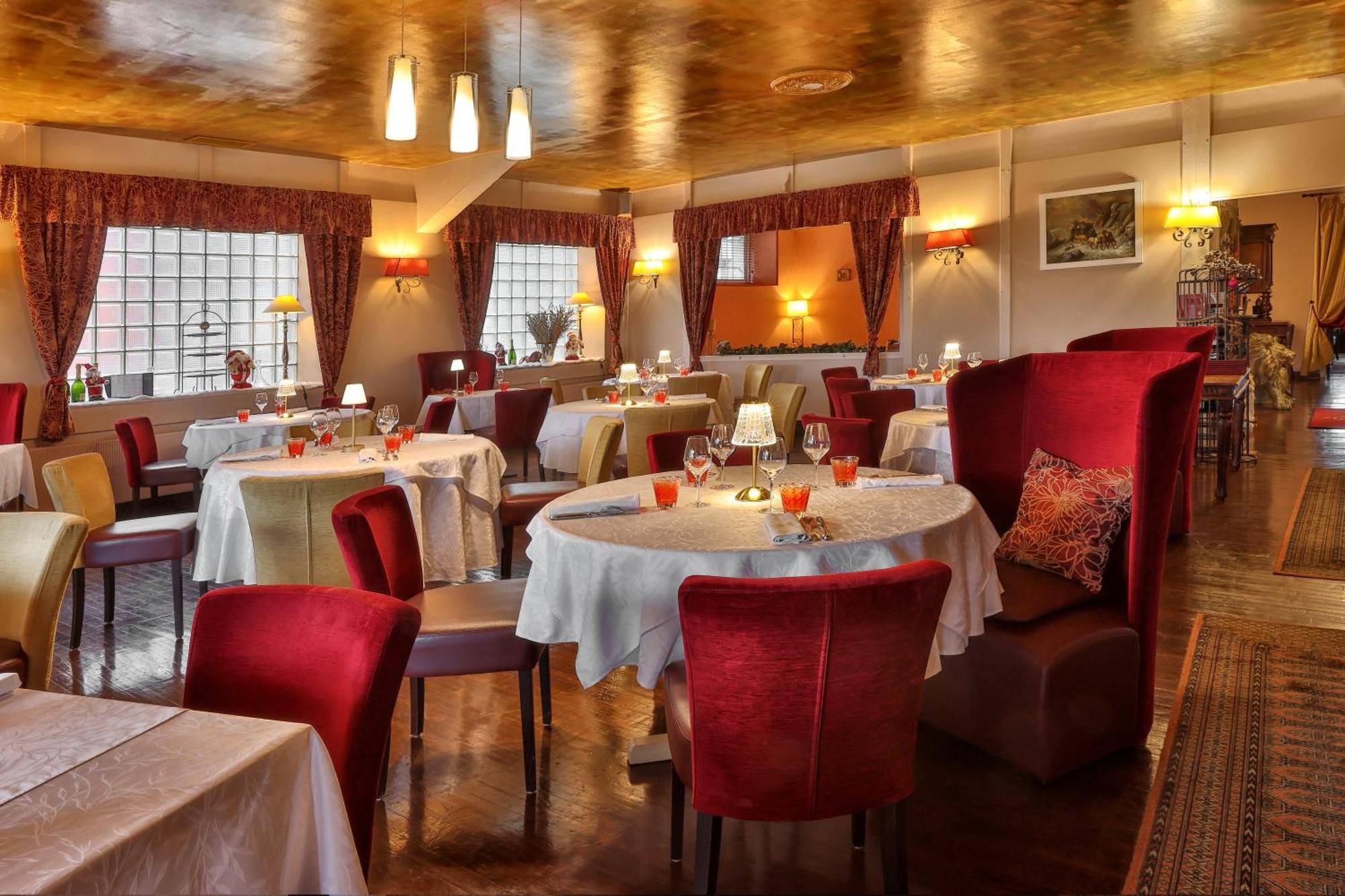 Logis Hotel-Restaurant Les Voyageurs La Coquille Exterior foto